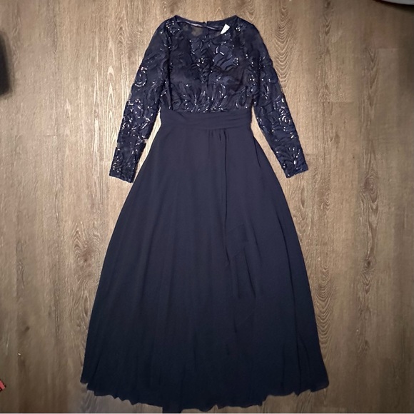 XSCAPE
shimmer Embroidered-bodice navy blue Dress Gown size 8 or 10 or 12 - Picture 13 of 15